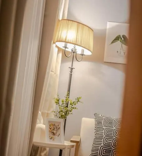 Apartamento 5Min Metro, 6Min Hongdae, 명동, Gyeongbokgung, Sinchon, Arex, Airport Bus, Convenience Store 10Sec *