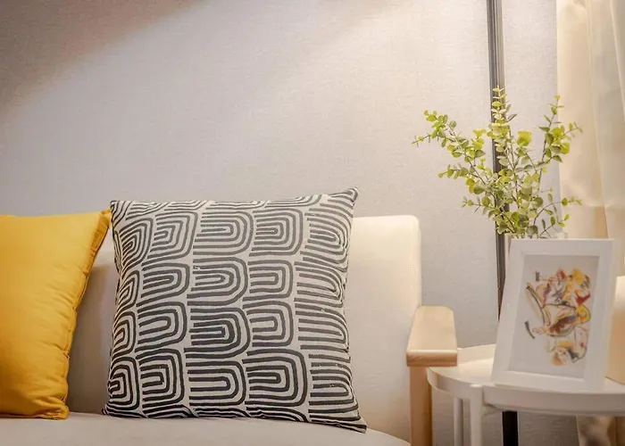 Apartamento 5Min Metro, 6Min Hongdae, 명동, Gyeongbokgung, Sinchon, Arex, Airport Bus, Convenience Store 10Sec