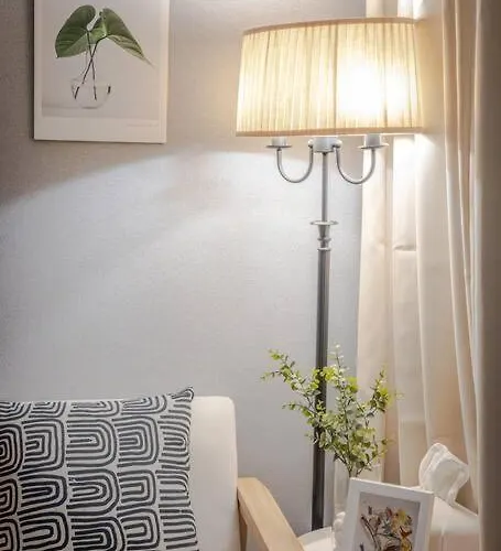 Apartamento 5Min Metro, 6Min Hongdae, 명동, Gyeongbokgung, Sinchon, Arex, Airport Bus, Convenience Store 10Sec *