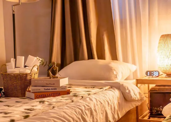5Min Metro, 6Min Hongdae, 명동, Gyeongbokgung, Sinchon, Arex, Airport Bus, Convenience Store 10Sec Apartamento *