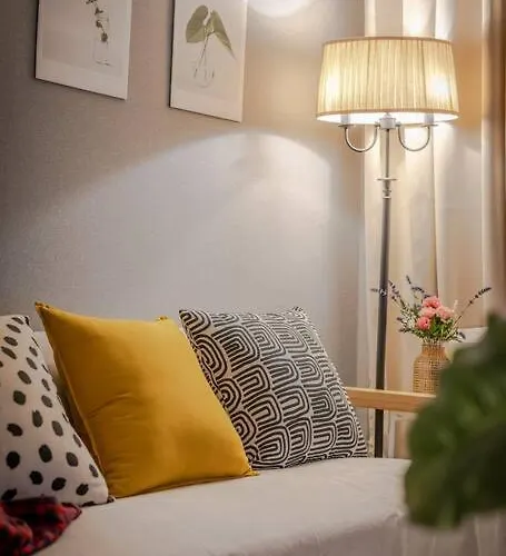 Apartamento 5Min Metro, 6Min Hongdae, 명동, Gyeongbokgung, Sinchon, Arex, Airport Bus, Convenience Store 10Sec Seúl